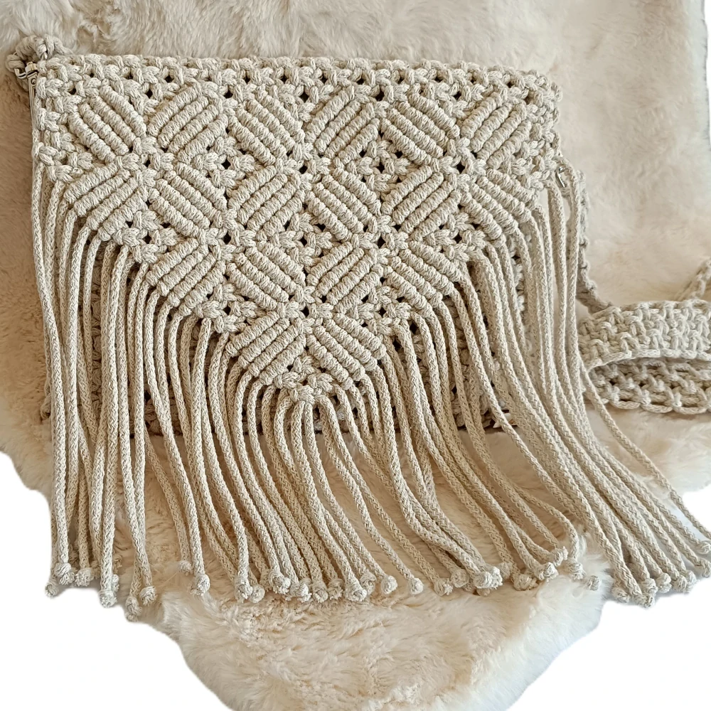 Macrame kabelka sv. béžová