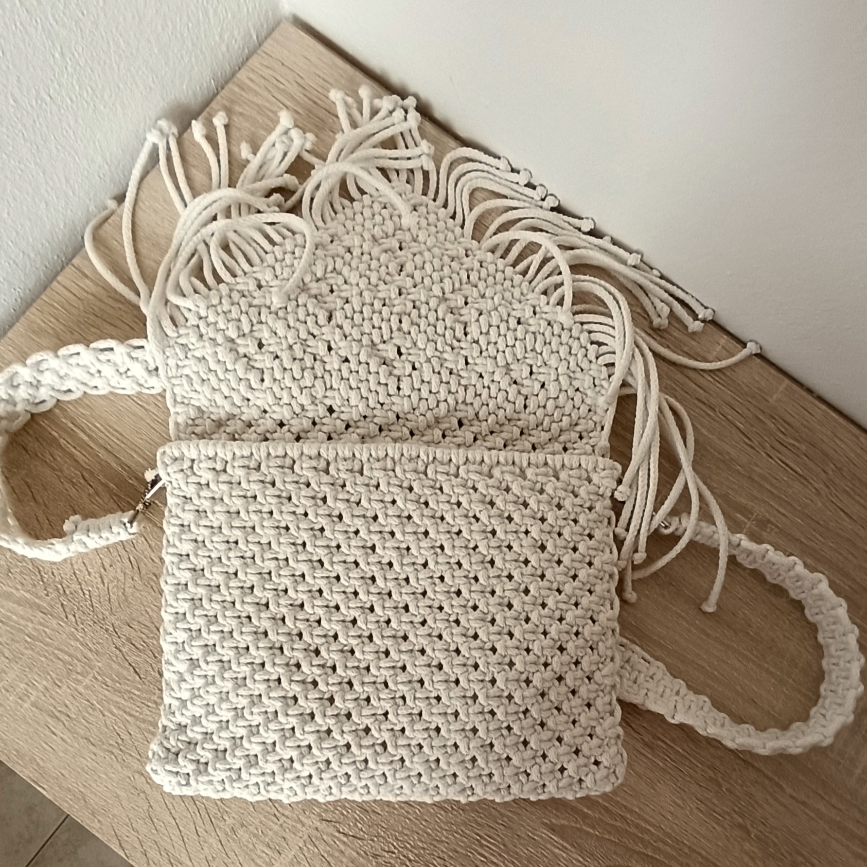 Macrame kabelka smetanová