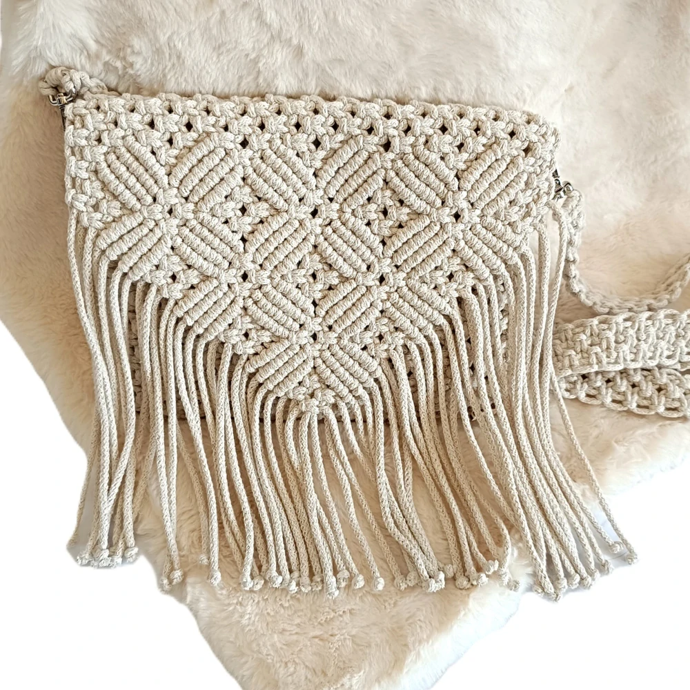 Macrame kabelka sv. béžová