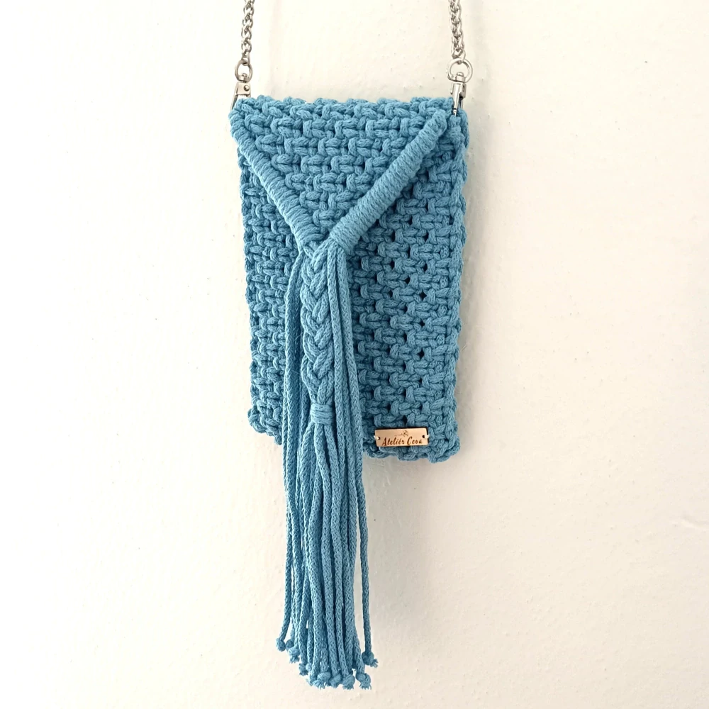 Macrame kabelka na mobil holubí šeď