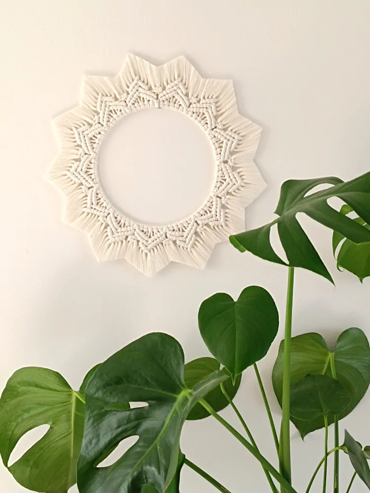 Mandala v barvě smetanové (ecru)