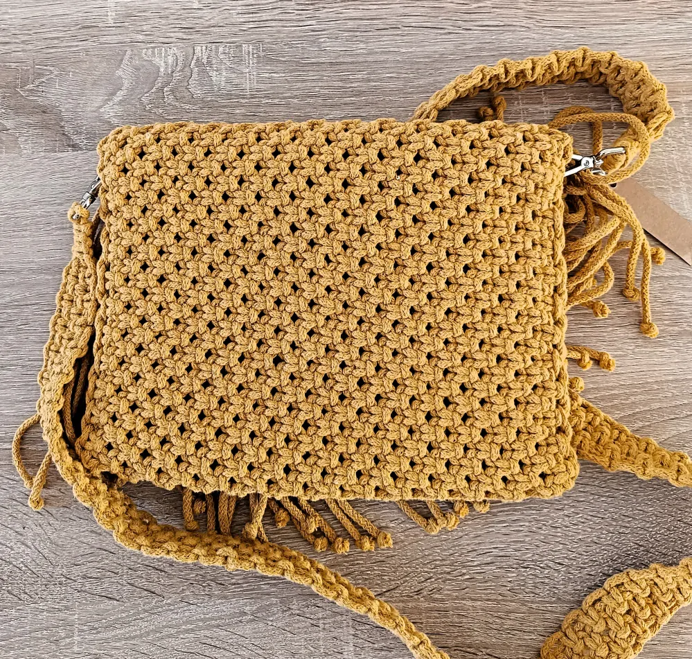 Macrame kabelka okrová