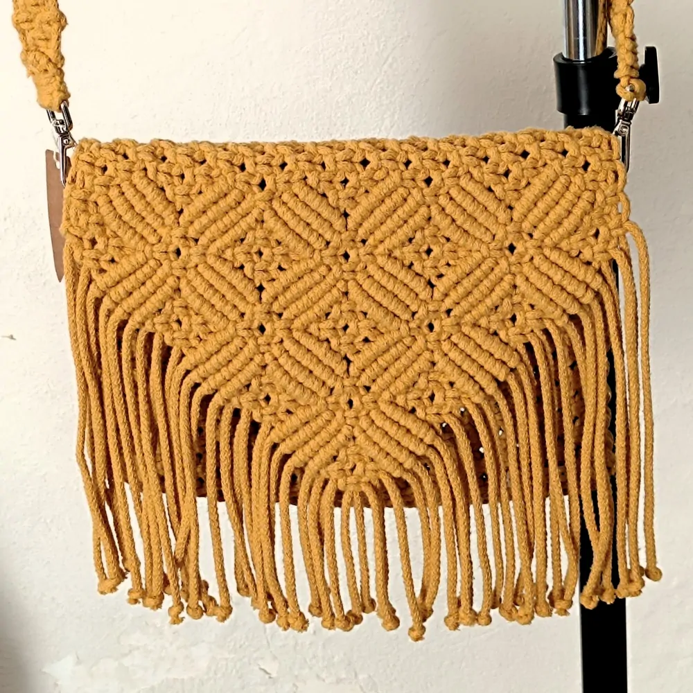 Macrame kabelka okrová